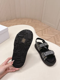 Dioract Sandals