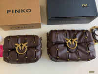 Love Classic Puff Bag