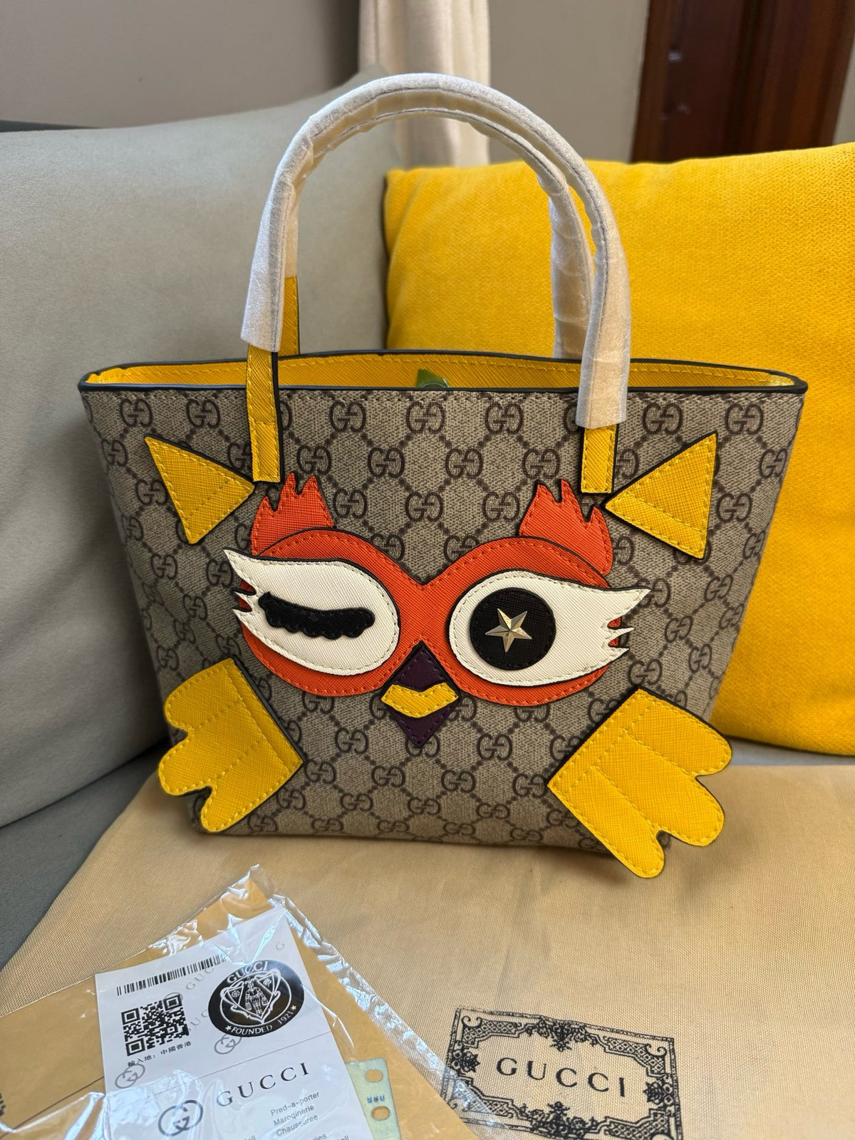 Supreme Tote