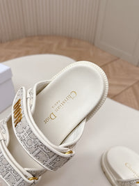 Dioract Sandals