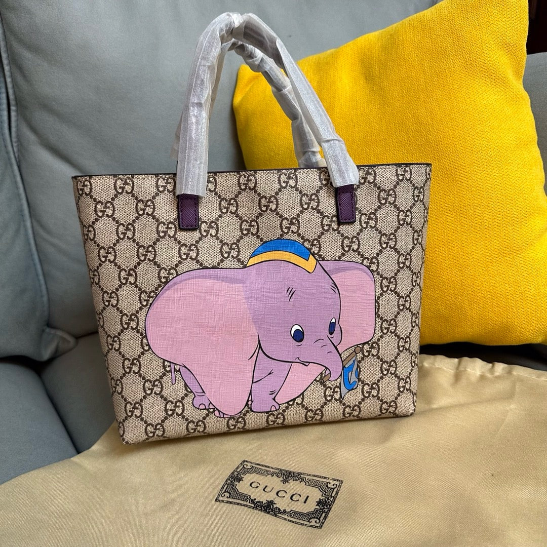 Supreme Tote