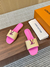 Capri Flat Mules