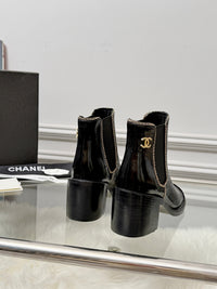 Logo Chelsea Boots