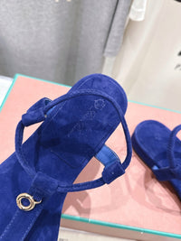 Mindil Suede Sandals