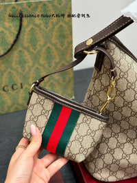 Essence Hobo Bag