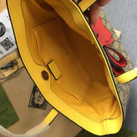 Supreme Tote