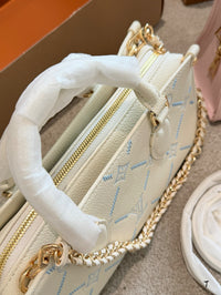 OnTheGo Bag
