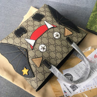 Supreme Tote