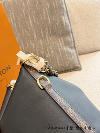 Multipass Bag
