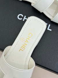 26M Leather Mules