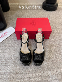 VLogo Signature Platform Sandals