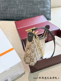 Gossip Small Shoulder Bag