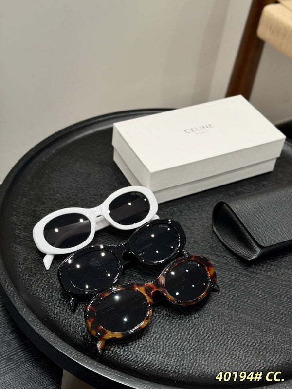Triomphe Oval Sunglasses