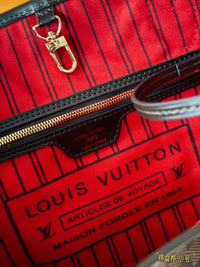 Neverfull PM