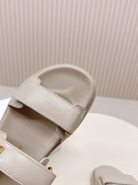 Dioract Sandals