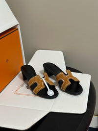 Oasis Sandals