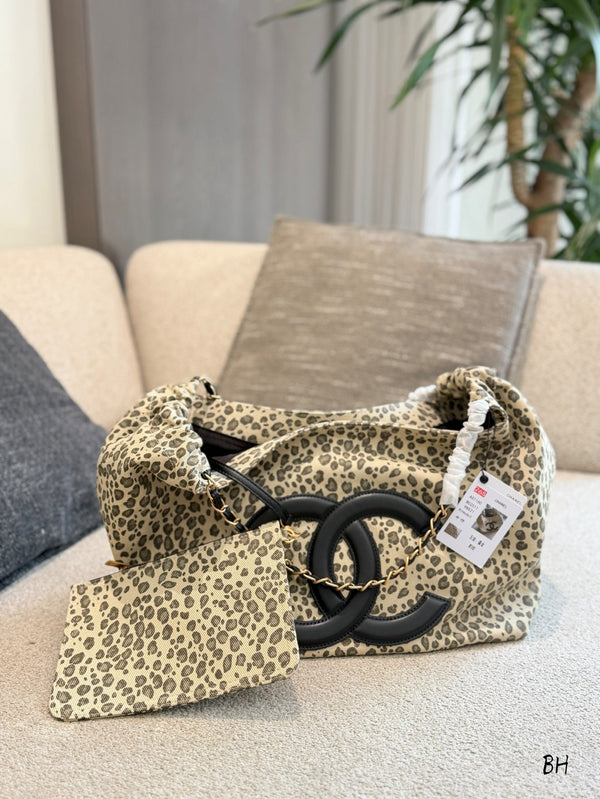 26S Tote Bag