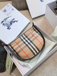 Mini Highlands Chain Bag