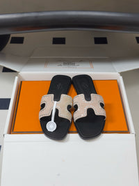 Oasis Sandal