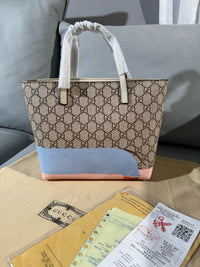 Supreme Tote