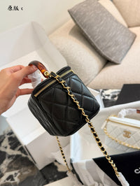 Top Handle Vanity Case