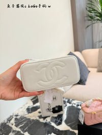 25B Vanity Leather Case