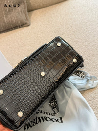 Louise Crossbody Bag