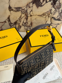 Jacquard Vanity Pouch