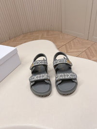 Dioract Sandals