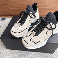 26A Logo Trainers