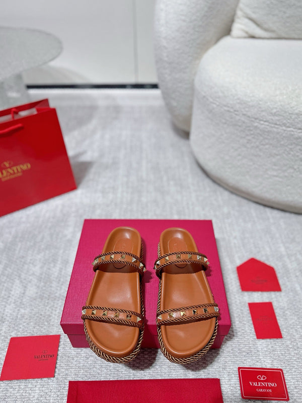 Garavani Rockstud Rope Flat Sandals