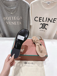 Mindil Suede Sandals