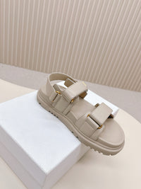 Dioract Sandals