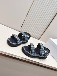 Dioract Sandals