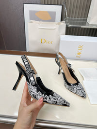 26S Slingback Pumps