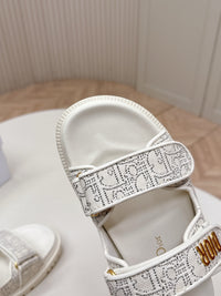 Dioract Sandals