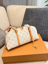 Squire East West Bag