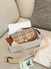 Note Crossbody Bag
