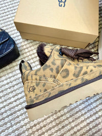 Lowmel Sneakers