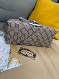Supreme Tote