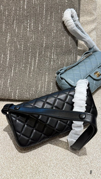 26S Flap Shoulder Bag