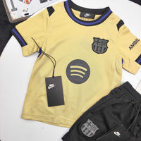 Barcelona Lamine Yamal No.10 Football Kit