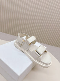 Dioract Sandals