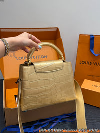 Capucines Bag