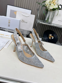 26S Slingback Pumps