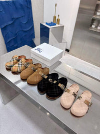 Urchin Clogs
