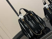26B Shopping Bag