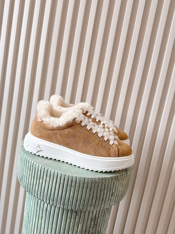 26S Time Out Sneakers