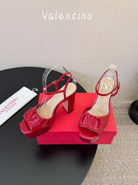 VLogo Signature Platform Sandals