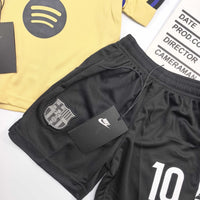 Barcelona Lamine Yamal No.10 Football Kit